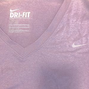 Women’s NIKE Dri-Fit Workout Shirt in a Regular Sm